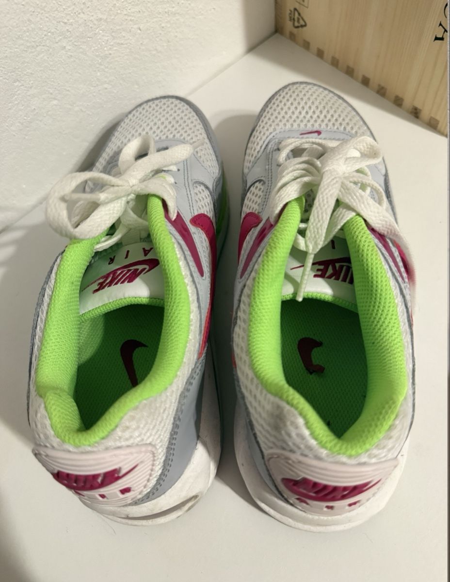 Nike Chaussures femmes: Nike air max Gr 38 neu – Neuf (Voir description) à Laax GR par laga03 1