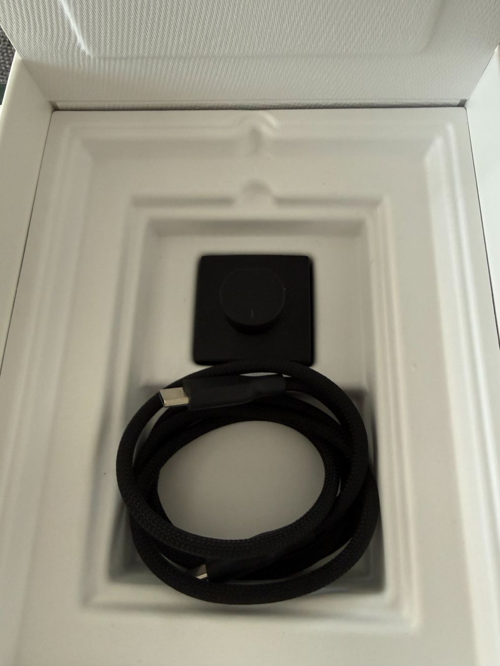 Ringe: Ultrahuman Air Size 10 Raw Titanium – Neu und originalverpackt aus Zug von NDob 2