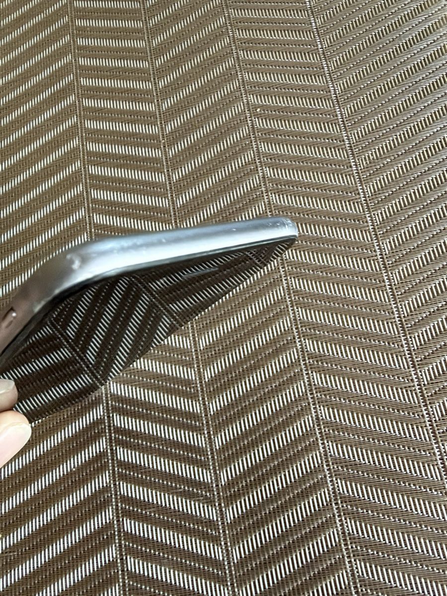 Apple Telefoni cellulari / Smartphones: Apple iPhone 6 64GB noir état correct – Usato da Vullierens venduto da gugu9 7