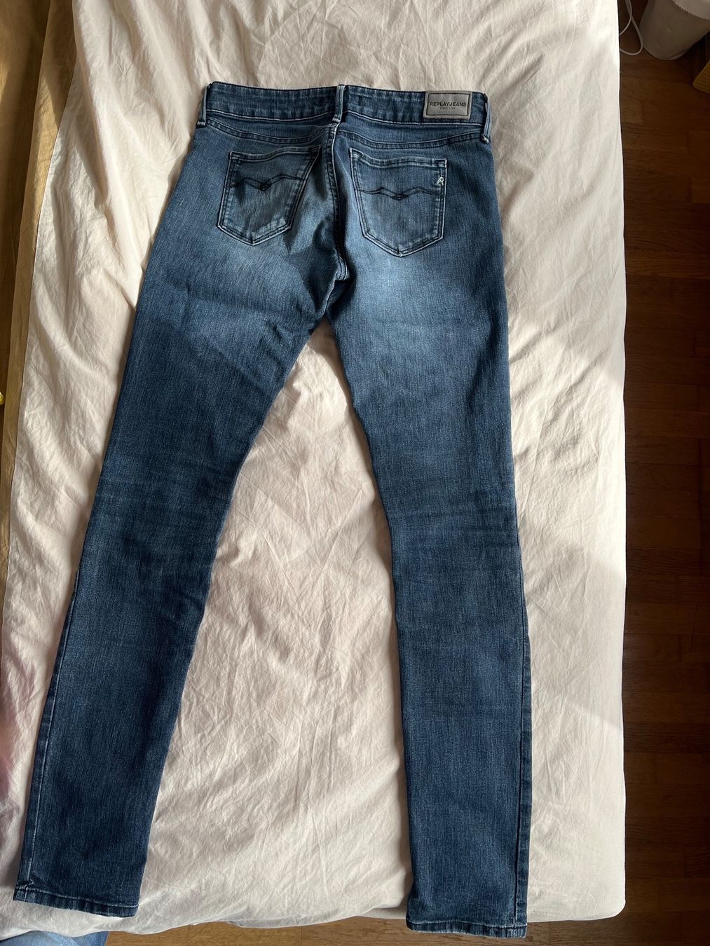 Replay Jeans: Jeans replay 28-32 – Usato da Fribourg venduto da plenilunios