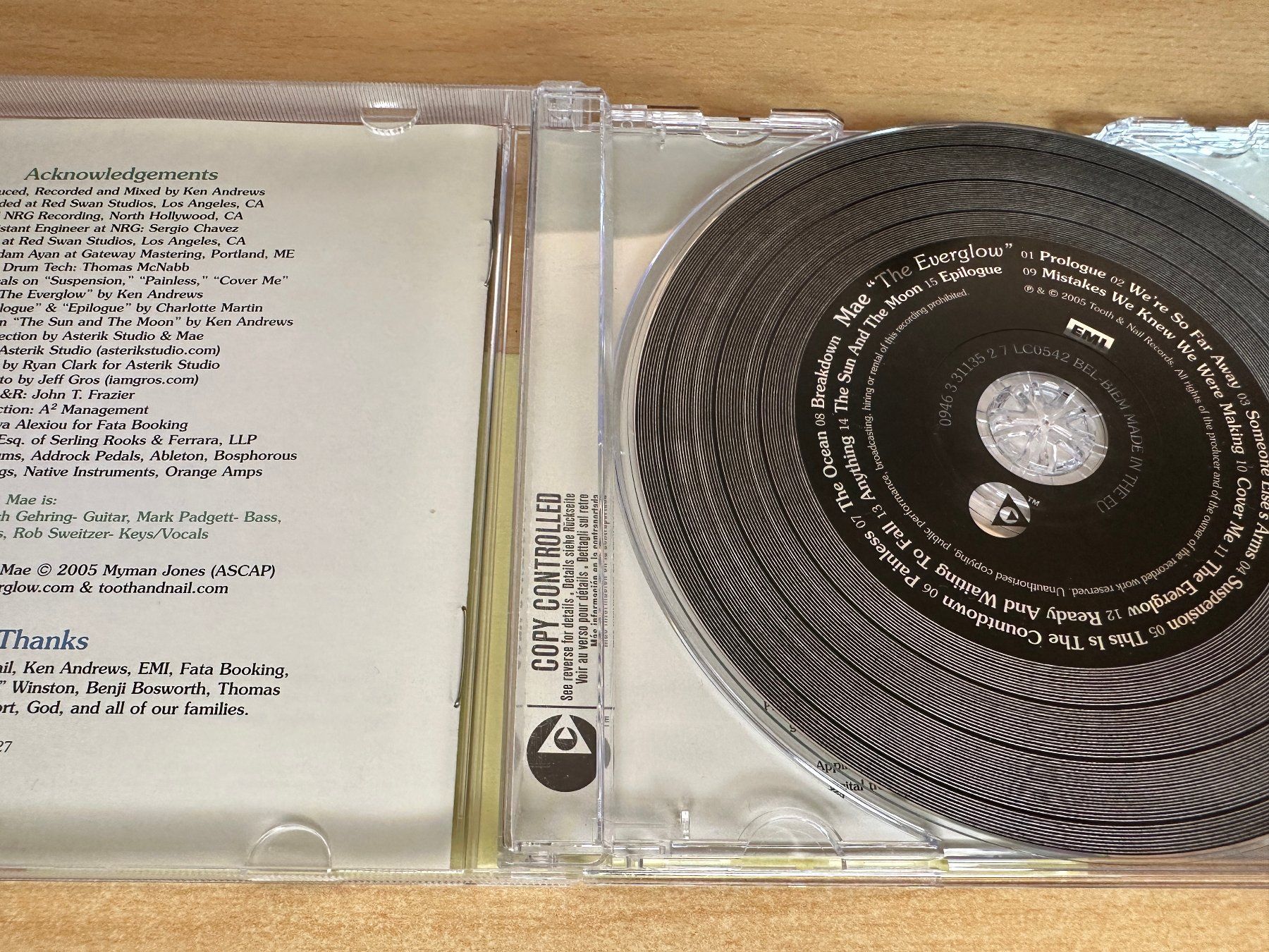 CD: H8 Mae - The Everglow – Usato da Rikon im Tösstal venduto da Alpenmutz 2