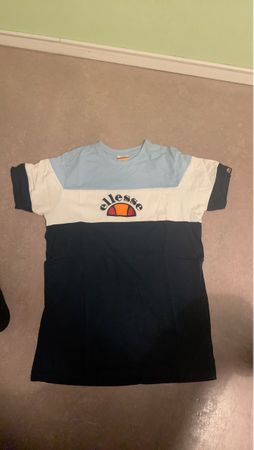 Cooles Ellesse T-Shirt für den Sommer, Grösse M, Top