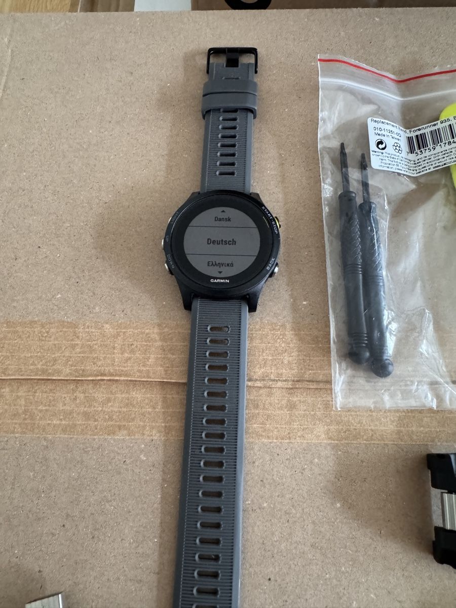 Garmin Smartwatch: Garmin 935 Forerunner Smartwatch Running Triathlon – Usato da Zürich venduto da J.W.S 1