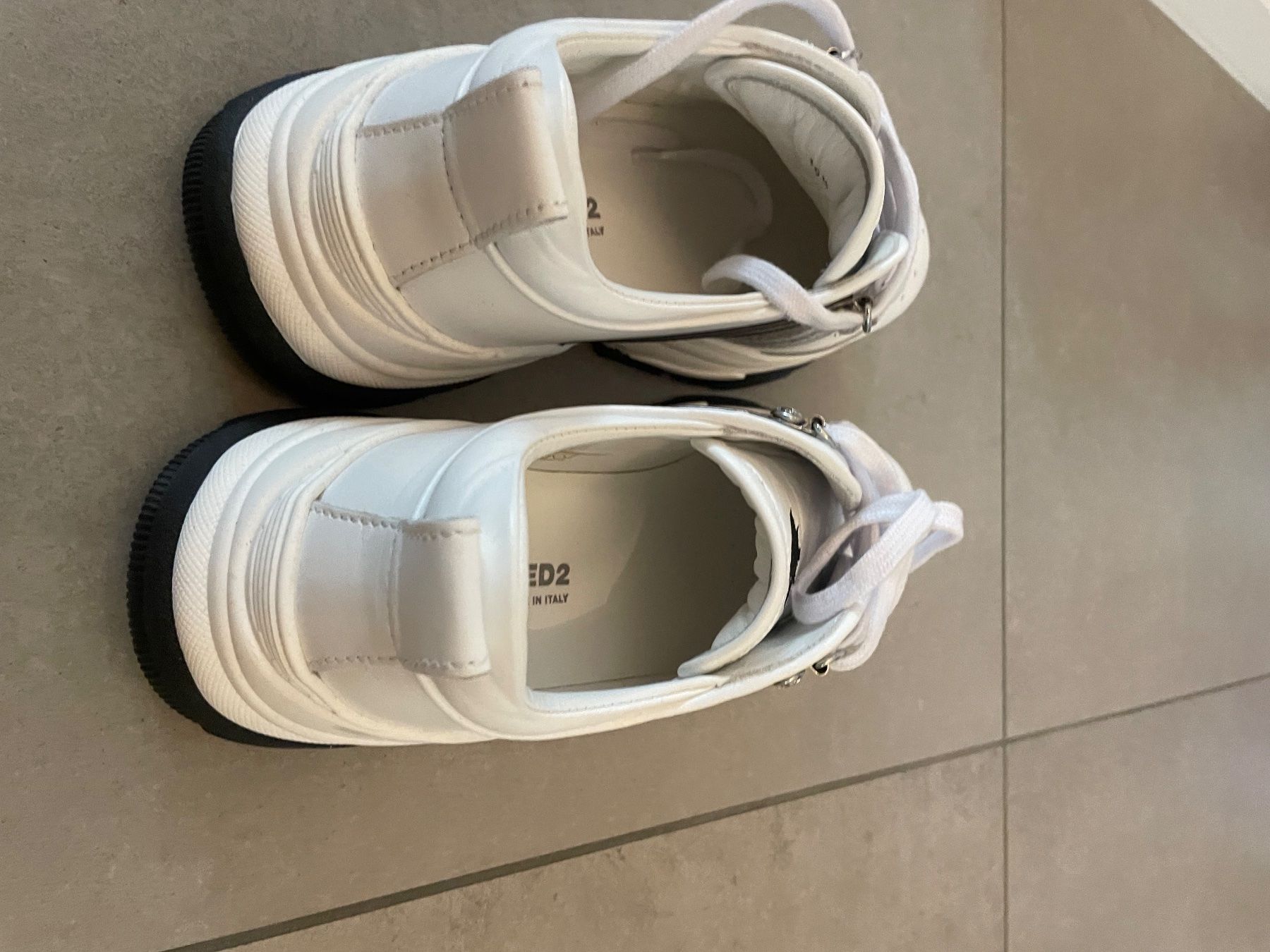 Dsquared2 Scarpe da donna: Dsquared Sneakers – Nuovo (secondo la descrizione) da Zunzgen venduto da mel_y6w2 4