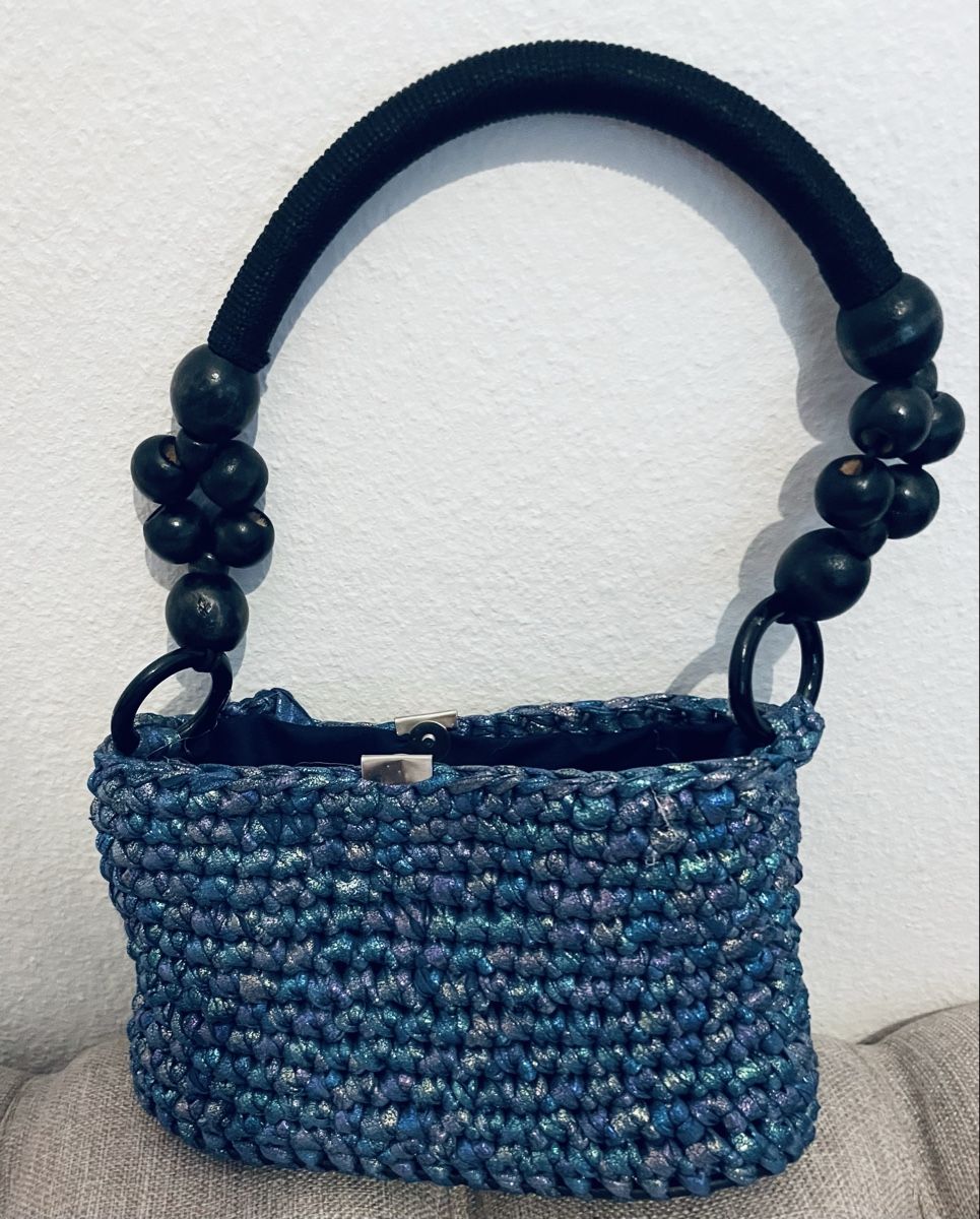 Borse da donna: blaue Tasche glänzend mit Holzperlen! Neu – Nuovo e nell'imballaggio originale da Au ZH venduto da Jaggy4 3