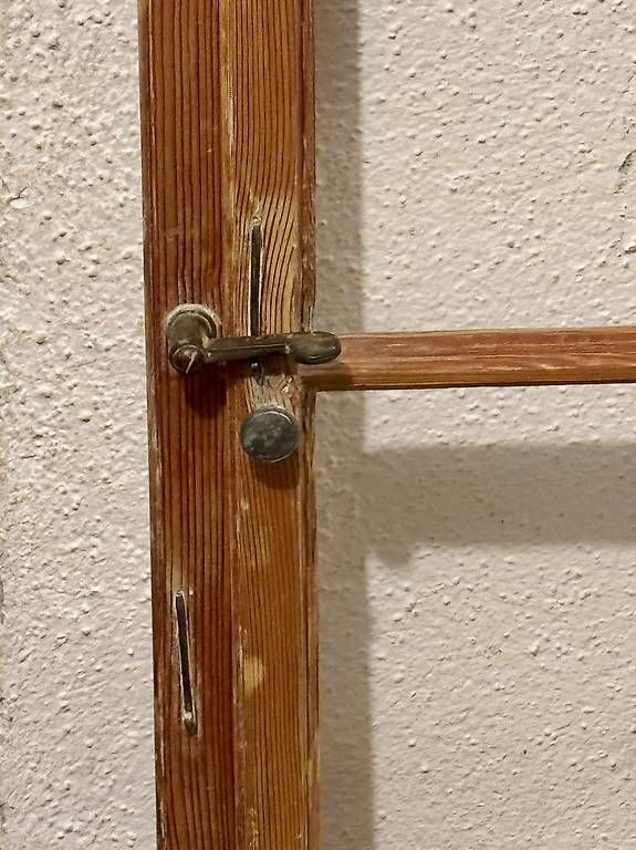 Finestre: Alter Fensterrahmen – Usato da Balgach venduto da Kraxlifant 1