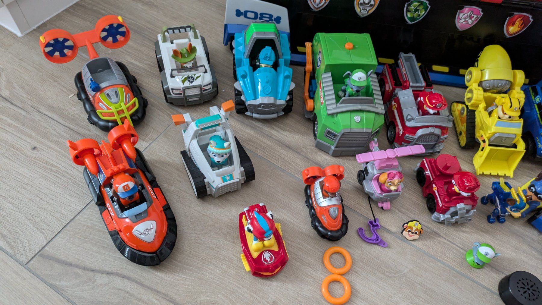 Hasbro Giocattoli: Riesiges Paw Patrol Set inkl. Patroller – Usato da Staufen venduto da Fleby84 2