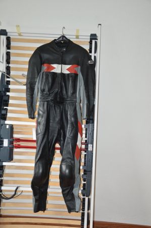 Motorrad Lederkombi, schwarz/grau, Grösse 44L, Top Zustand!