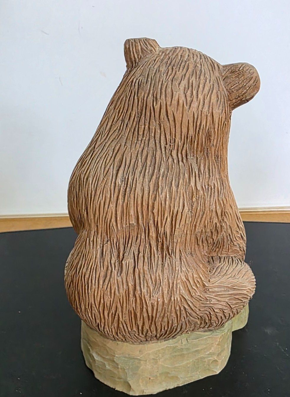 Statuette: Schöne handgeschnitzte Bärenfigur aus Holz – Usato da Flums venduto da Flumsantik 2