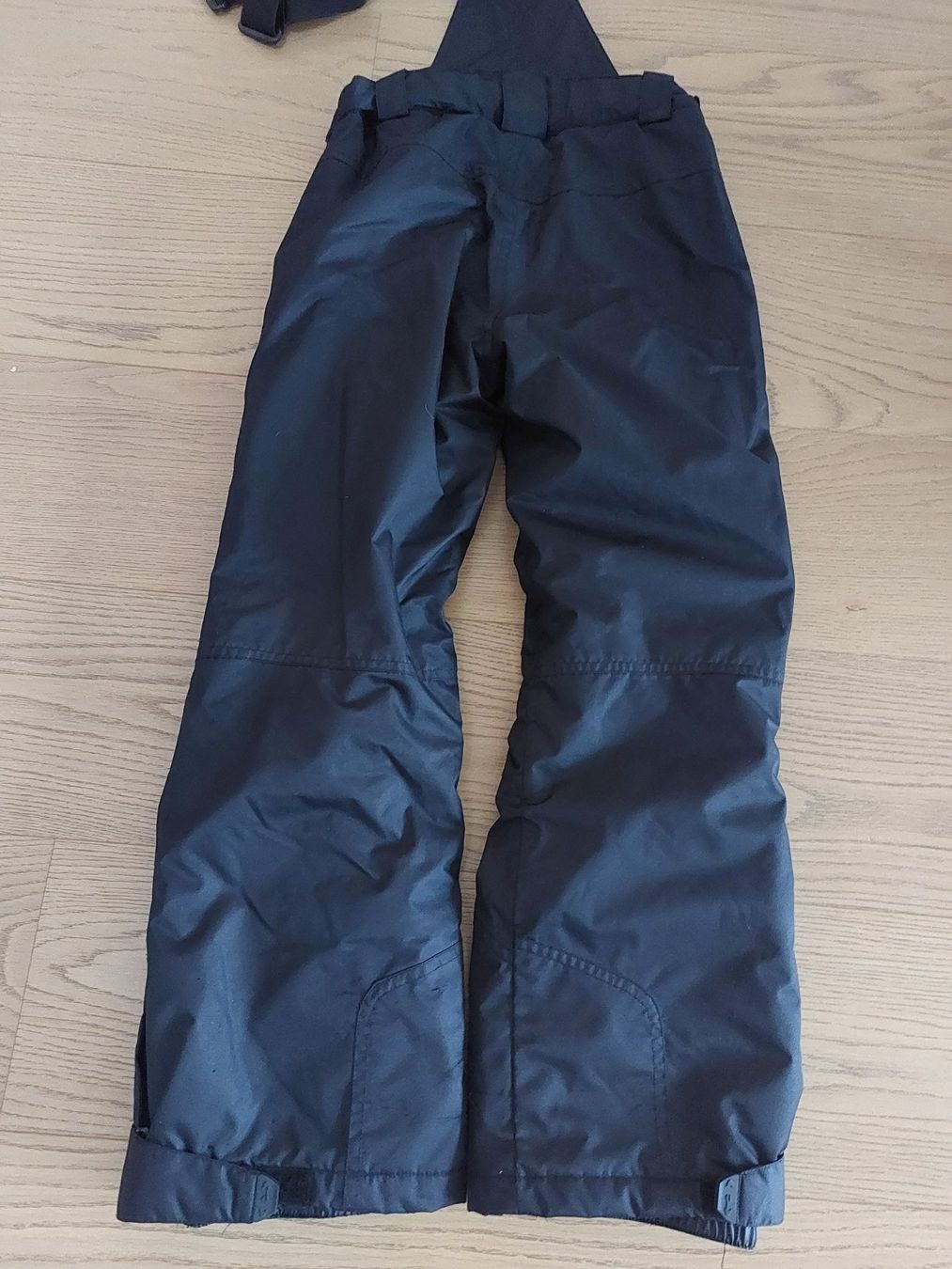 Skis: Pantalon ski Extend noir 140 – Gebraucht aus Delémont von Petitlutin 1