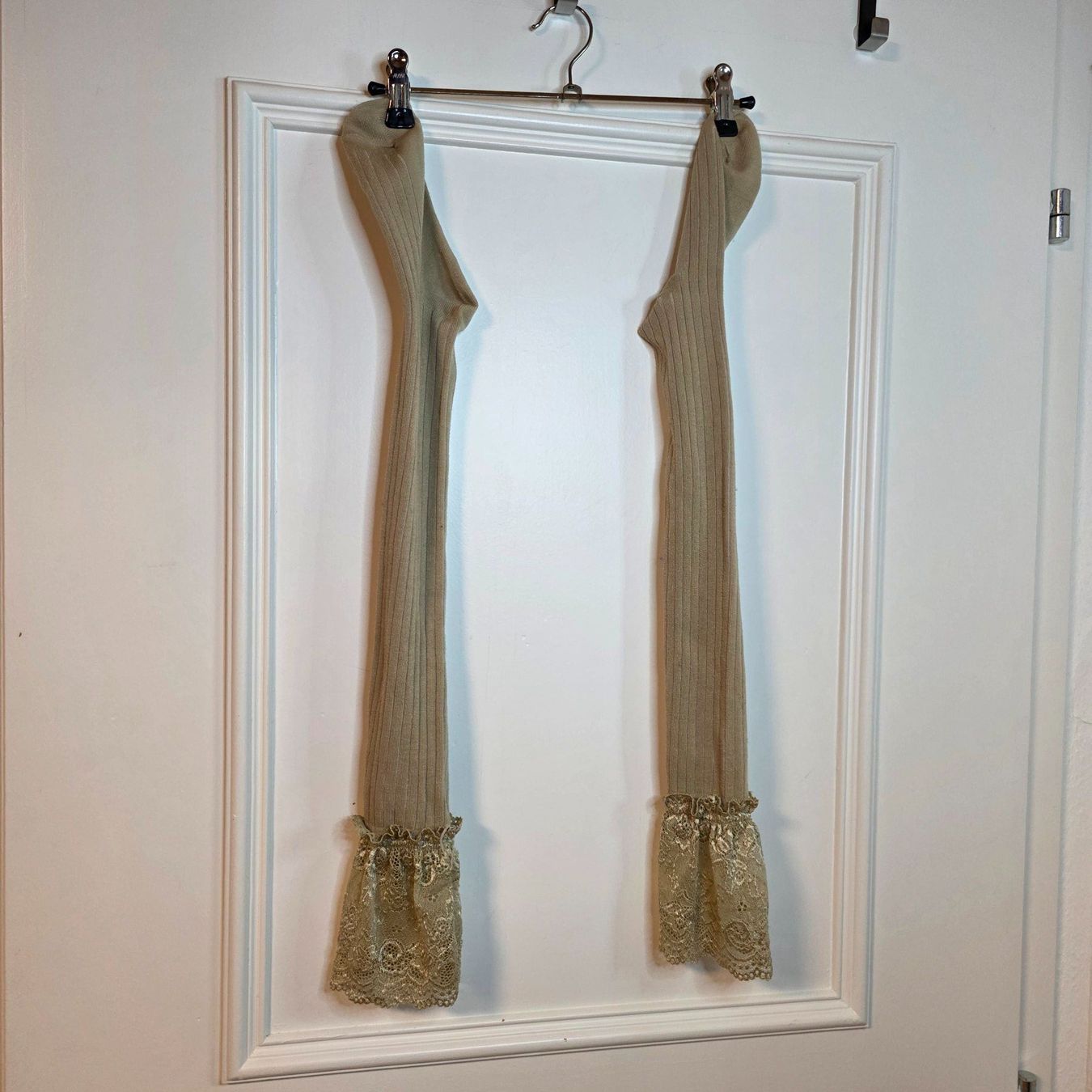 Calze & Collant: Vintage Strümpfe Beige mit Spitze Gr. M romantisch – Usato da Wald ZH venduto da CapLux