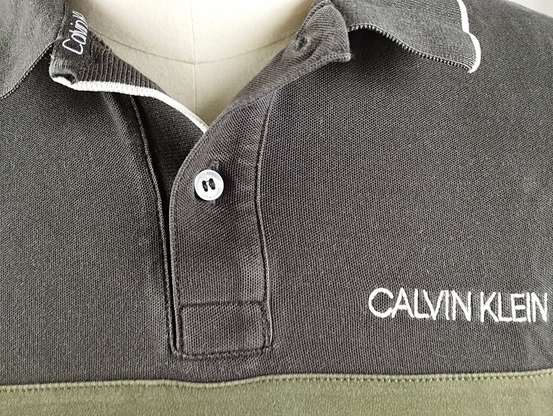 Calvin Klein Magliette Polo: CALVIN KLEIN Polo Hemd Gr. S – Usato da Schübelbach venduto da Restwert_Schubelbach 1