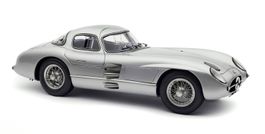 1:18 CMC – Mercedes-Benz 300 SLR Uhlenhaut Coupé
