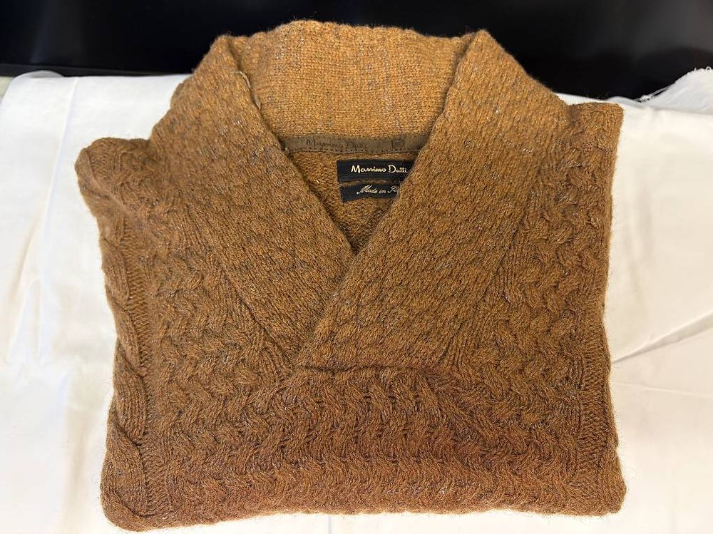 Wollpullover von Massimo Dutti 1