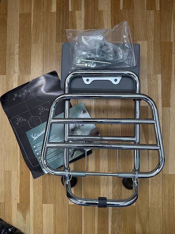 Vespa Topcase: Original Vespa Frontgepäckträger – Nuovo (secondo la descrizione) da Baar venduto da Augenblickfaengerin