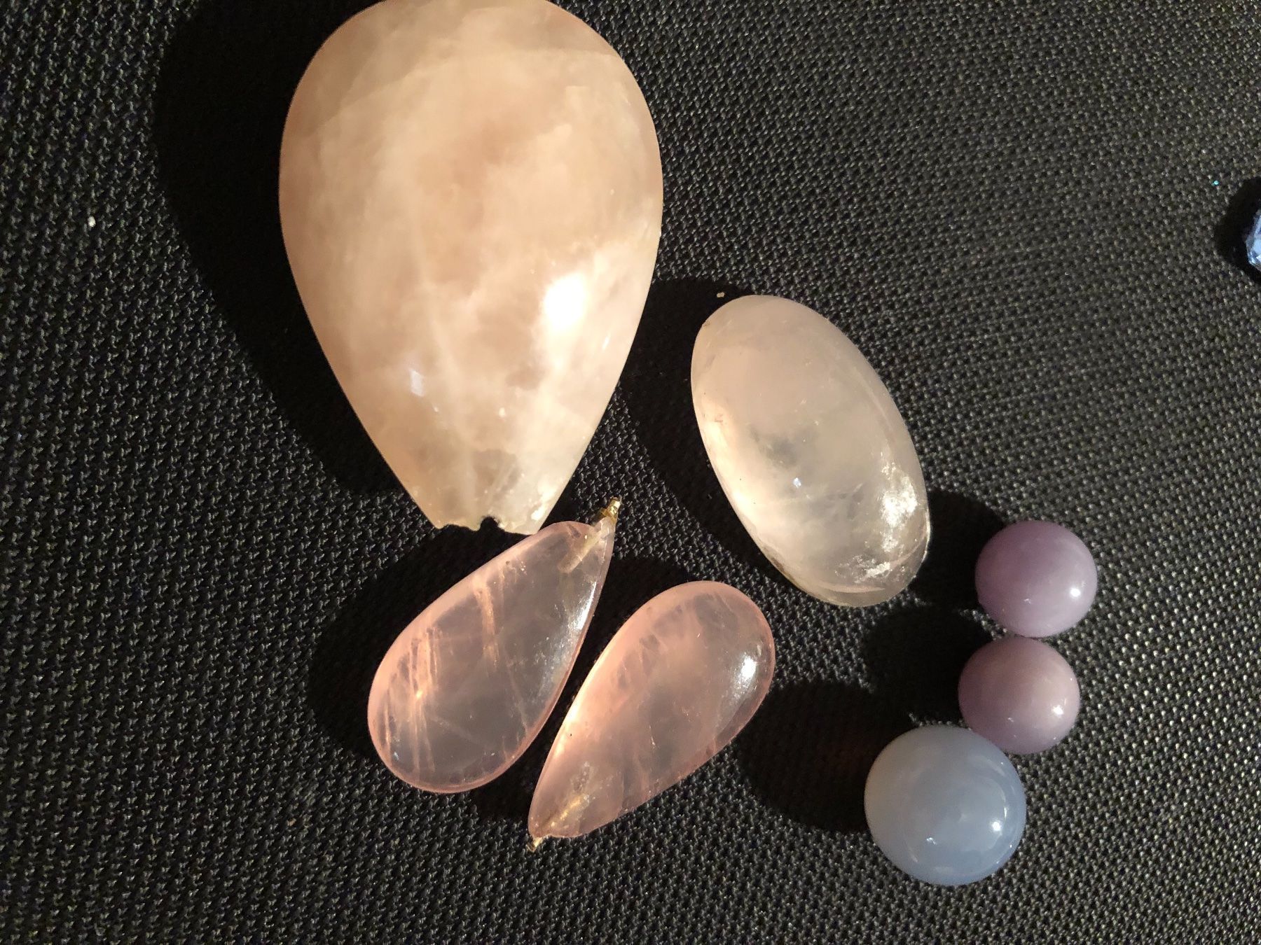 Autres bijoux: Lot: Halbedelsteine – D'occasion à Wald ZH par mlnt 7