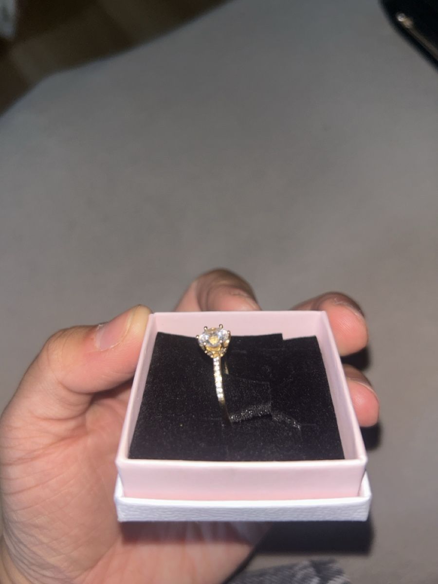 Pandora Anelli: Pandora Ring grösse S/M 125Fr gekauft  – Usato da Luzern venduto da mar_l9g6 1