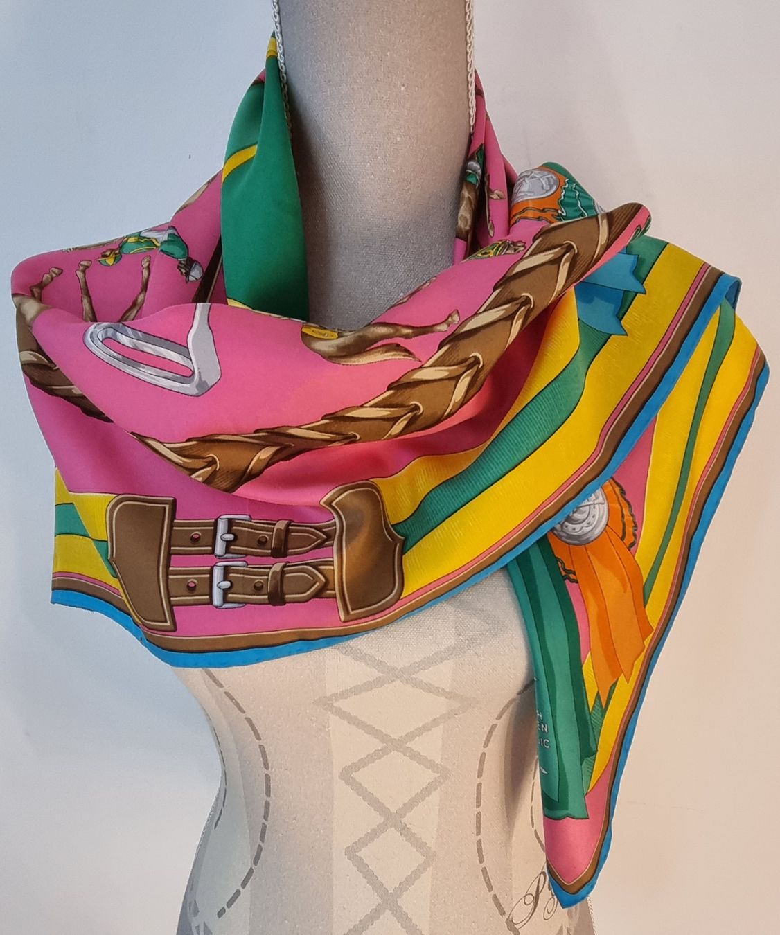 Ralph Lauren Foulard & Sciarpe: Foulard carré RALPH LAUREN – Usato da Borex venduto da mab_28bf 1
