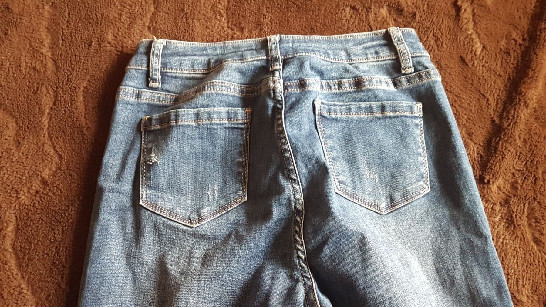 Jeans: Pantalon jeans taille 36 marque Chicorée – Usato da Villiers venduto da san_jn5w 5