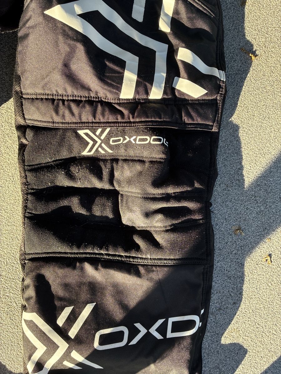 Pantaloni: Hosen OXDOG schwarz – Usato da Niederuzwil venduto da little_beluga 3