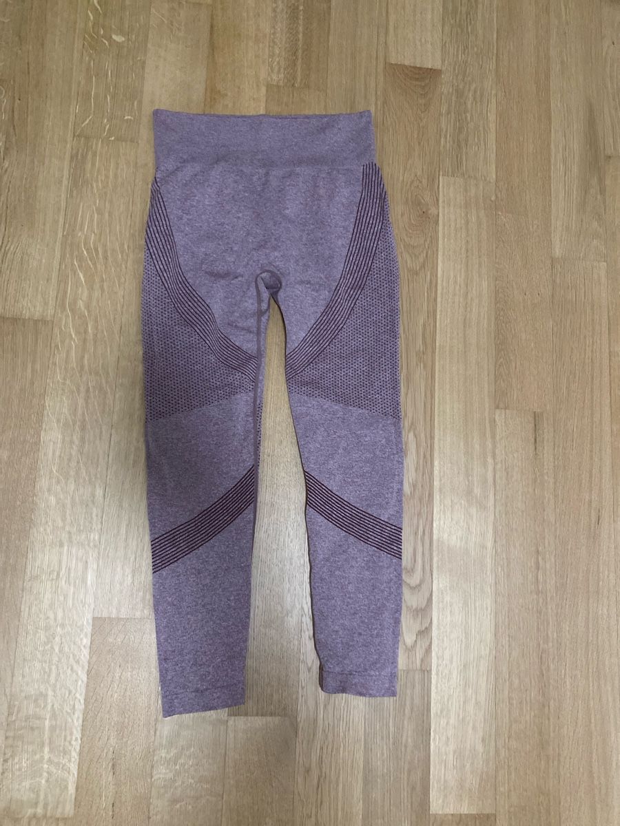 Leggings: Leggings purple – Usato da Belp venduto da jan_6yvx
