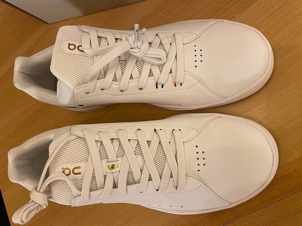 On Scarpe da uomo: Sneaker Limitée On Roger Federer "LAVER CUP LONDON 2022" – Usato da Posieux venduto da Olux 2