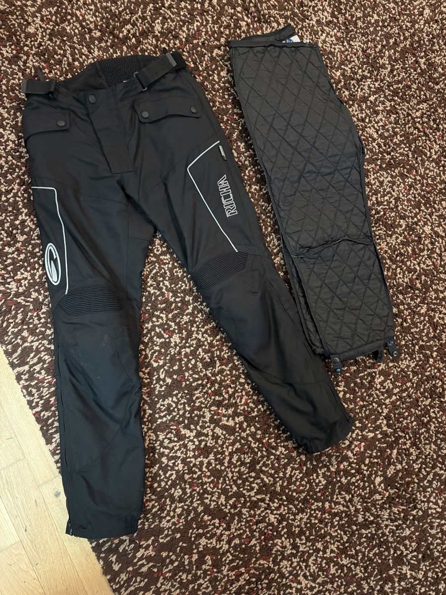 Lotti di vestiti: Richa motorrad Hose – Usato da Dübendorf venduto da Marvel_Super-Hero.--