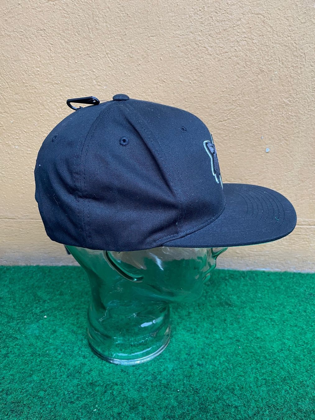 New Era Copricapi, berretti & cappellini: Herschel New Era Snapback New with Tag – Nuovo e nell'imballaggio originale da Zürich venduto da le_souk 3