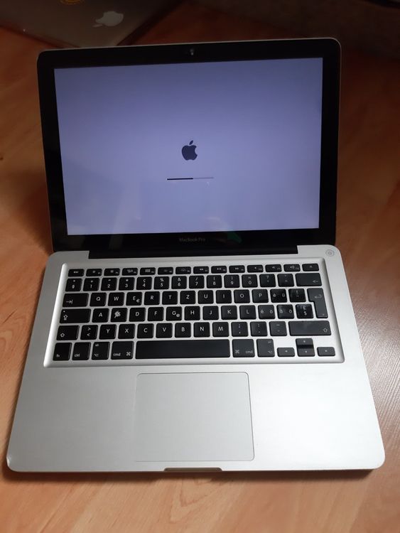 Macbook pro 13 mitte 2012 mit SSD8GB ram Acheter sur Ricardo
