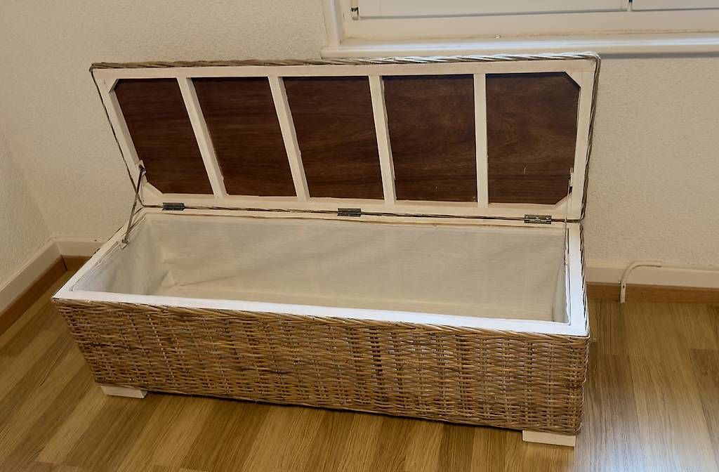 Maisons du monde Cassapanche: Coffre de rangement en rotin – Usato da Yverdon-les-Bains venduto da rap_7gjf 1
