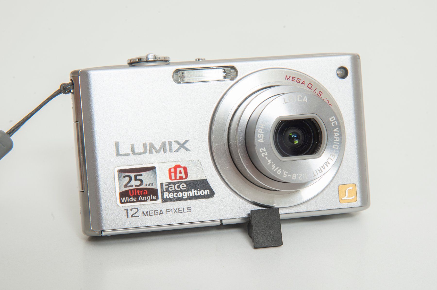 Panasonic Appareil photo: Panasonic Lumix DMC-FX40 – D'occasion à Lausanne par Phlox02 1