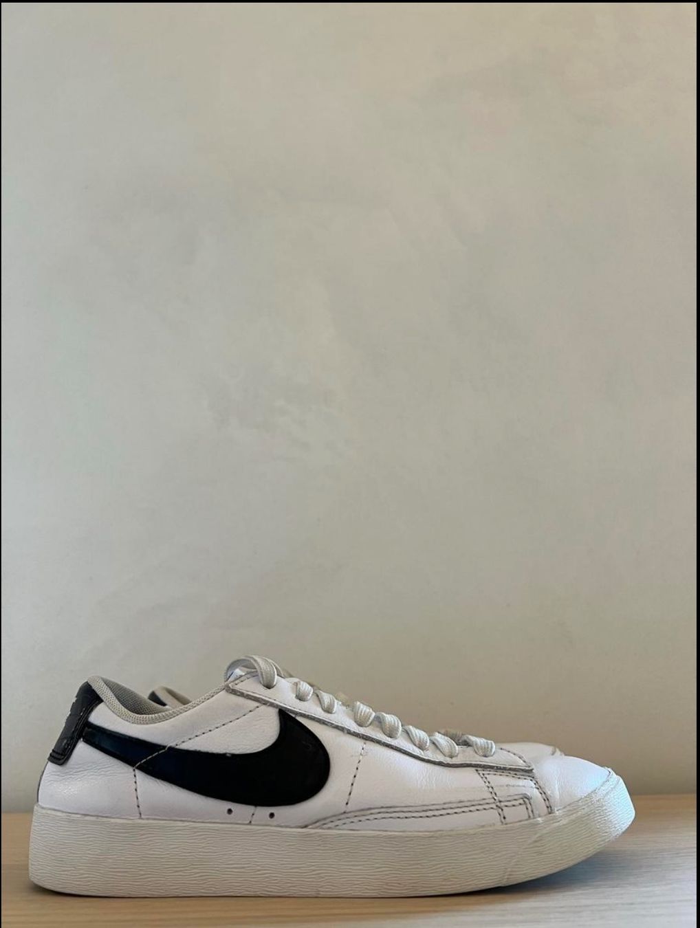 Nike Scarpe da donna: Nike Blazer Low Gr. 37, 37.5 – Usato da Winterthur venduto da whatdreamz