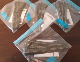 MÄRKLIN: 4 X C-GLEIS WEICHEN RECHTS OHNE ANTRIEB