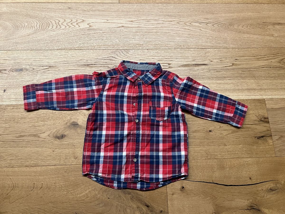 H&M Chemises, T-shirts & Polos: Hemd Gr. 86 – D'occasion à Stans par Jaeseli