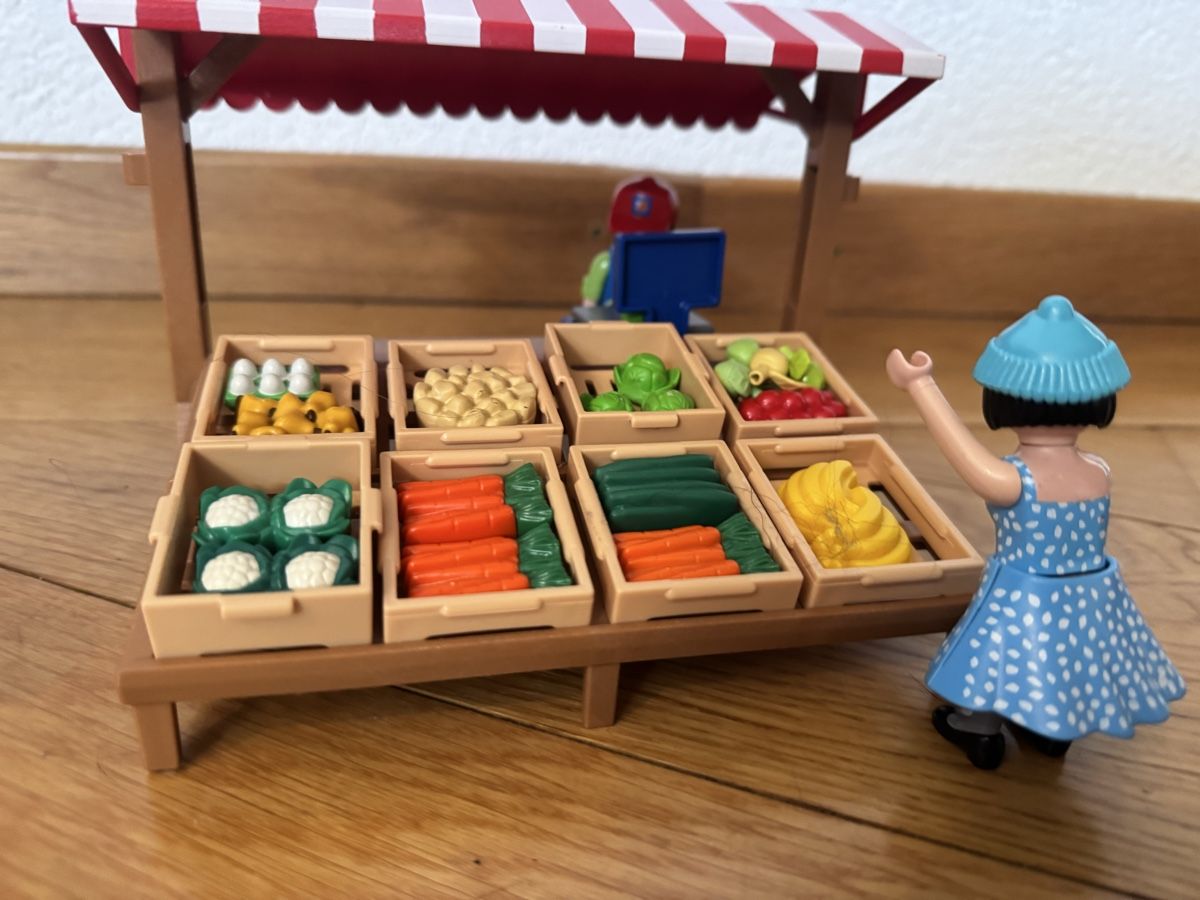 Jouets: Playmobil Marktstand mit Figuren  – D'occasion à Bremgarten AG par NIKSELBREM 1