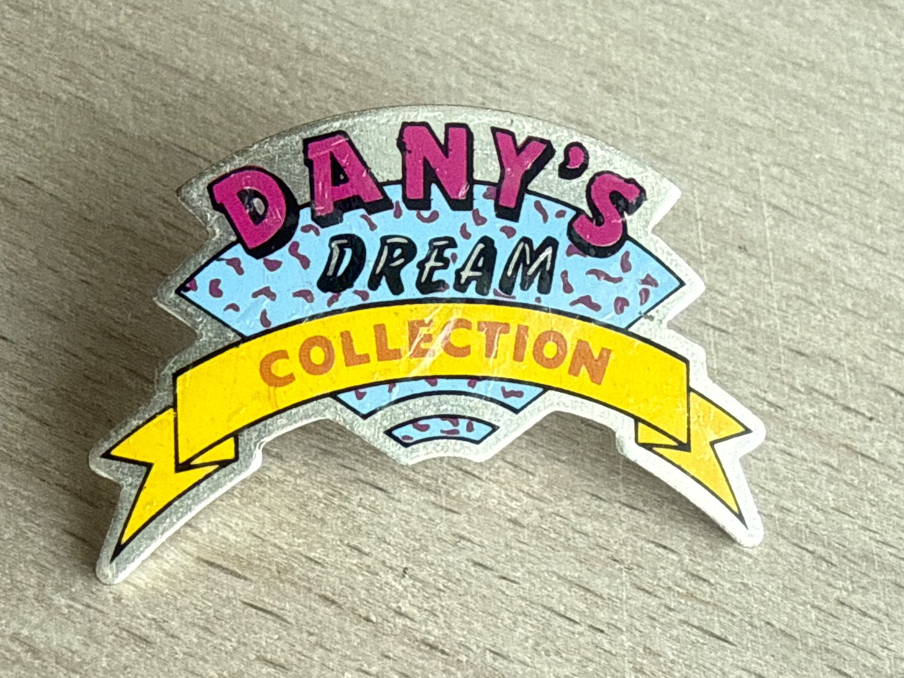 Placchette & Badge: Pin Dany's Dream Collection – Usato da Glattbrugg venduto da Schweigmatt