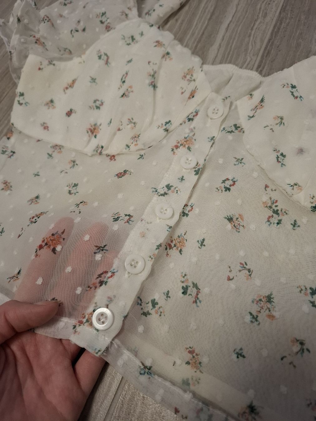 Shein Top: Top blanc avec fleurs – Usato da Ecublens FR venduto da ame_y8tq 2