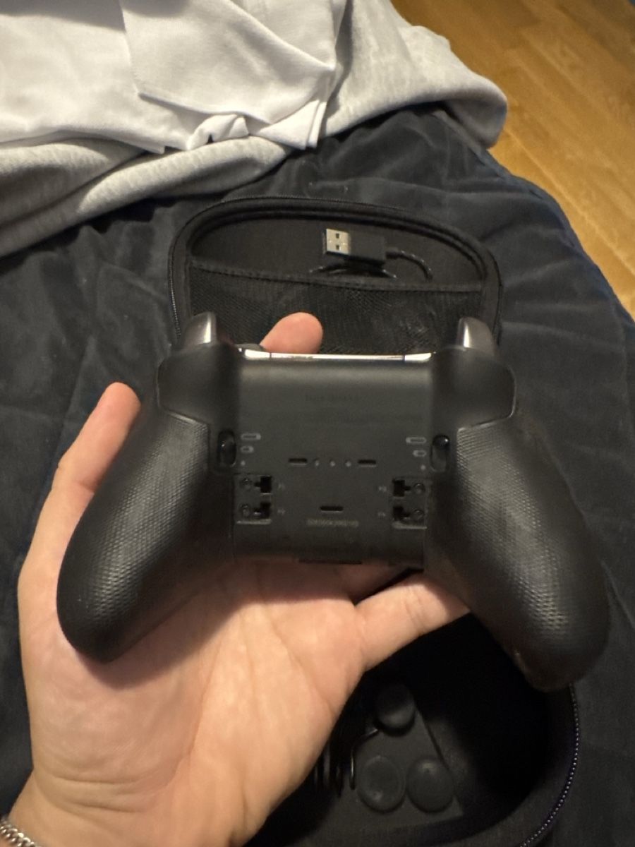 Controller: Xbox Elite Series 2 Wireless Controller – Usato da Hünenberg venduto da lag_2nxr 3