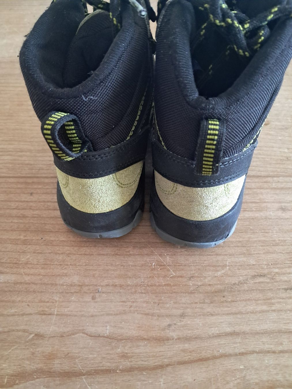 Scarpe per ragazzi: Wanderschuhe Gr. 33 – Usato da Ipsach venduto da ginko24 2