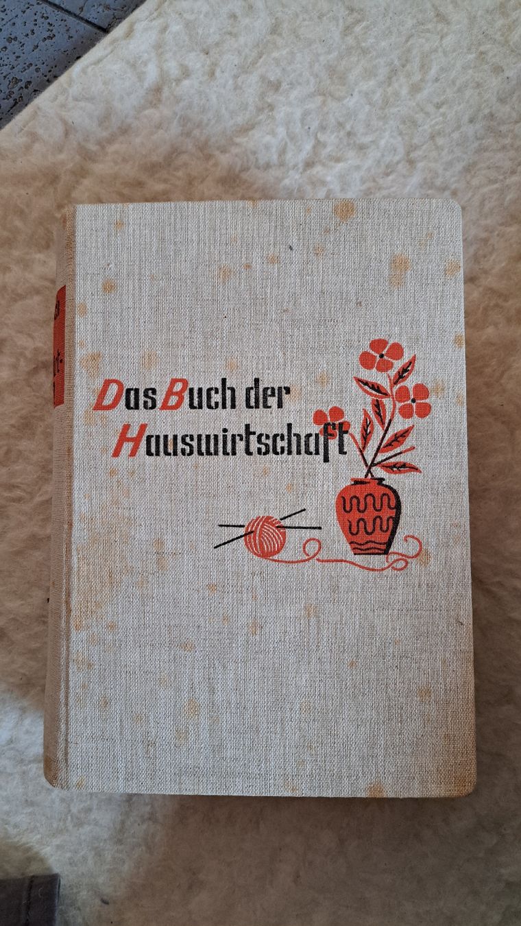 Libri: Buch: Das Buch der Hauswirtschaft – Usato da Zofingen venduto da Gabe0815
