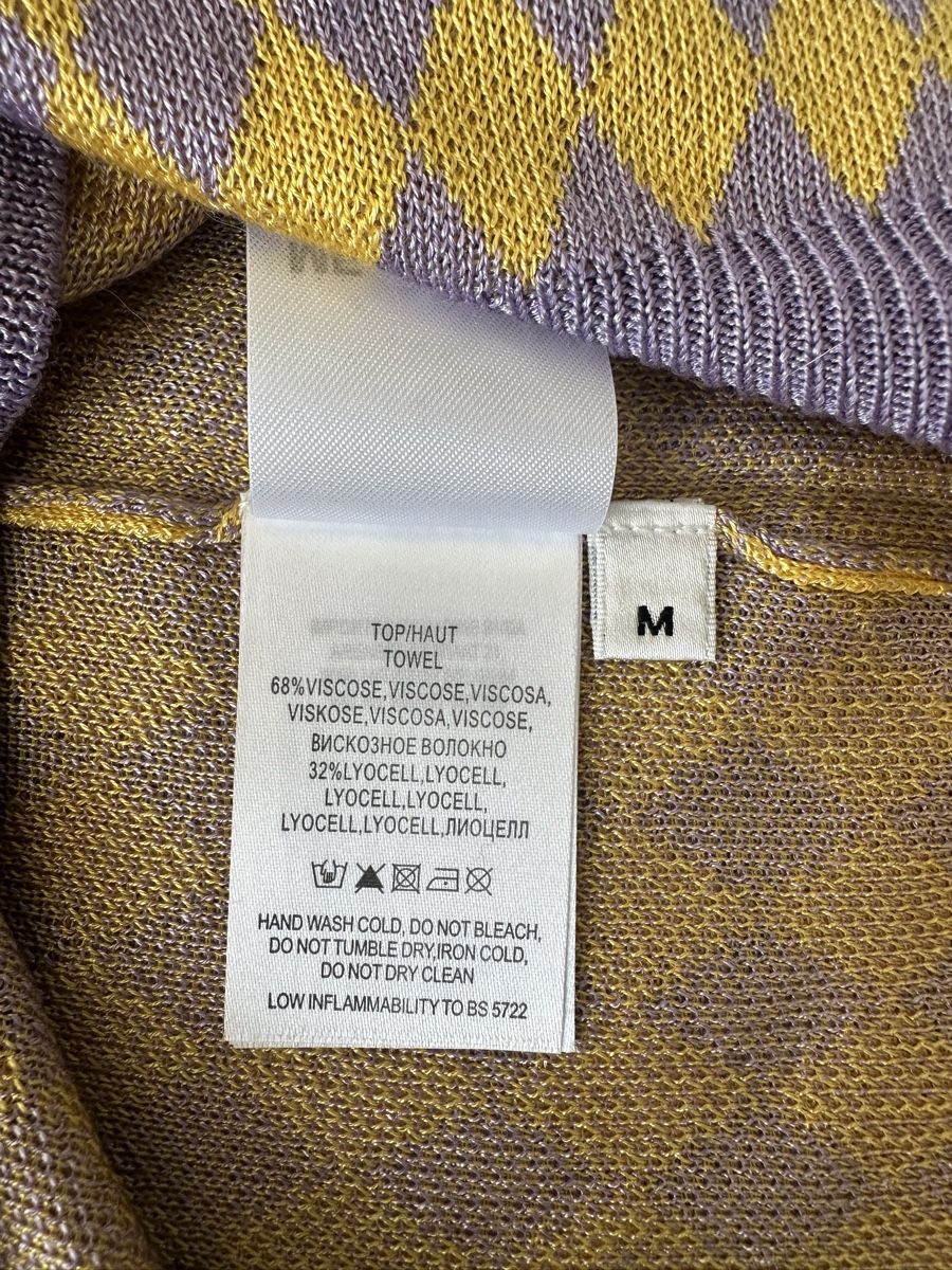 Essentiel Antwerp Camicette: ME MYSELF & ESSENTIEL Pullover Lila Gelb Grösse M – Usato da Weiach venduto da urs_dlj5 2