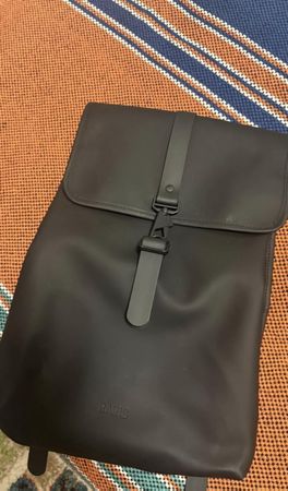 Rains Rucksack