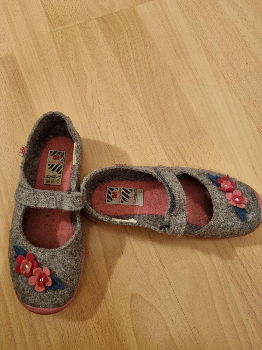 Elefanten Scarpe per ragazze: Chaussons enfant Elefanten, taille 30 – Usato da Riddes venduto da pierre-a-facettes 1