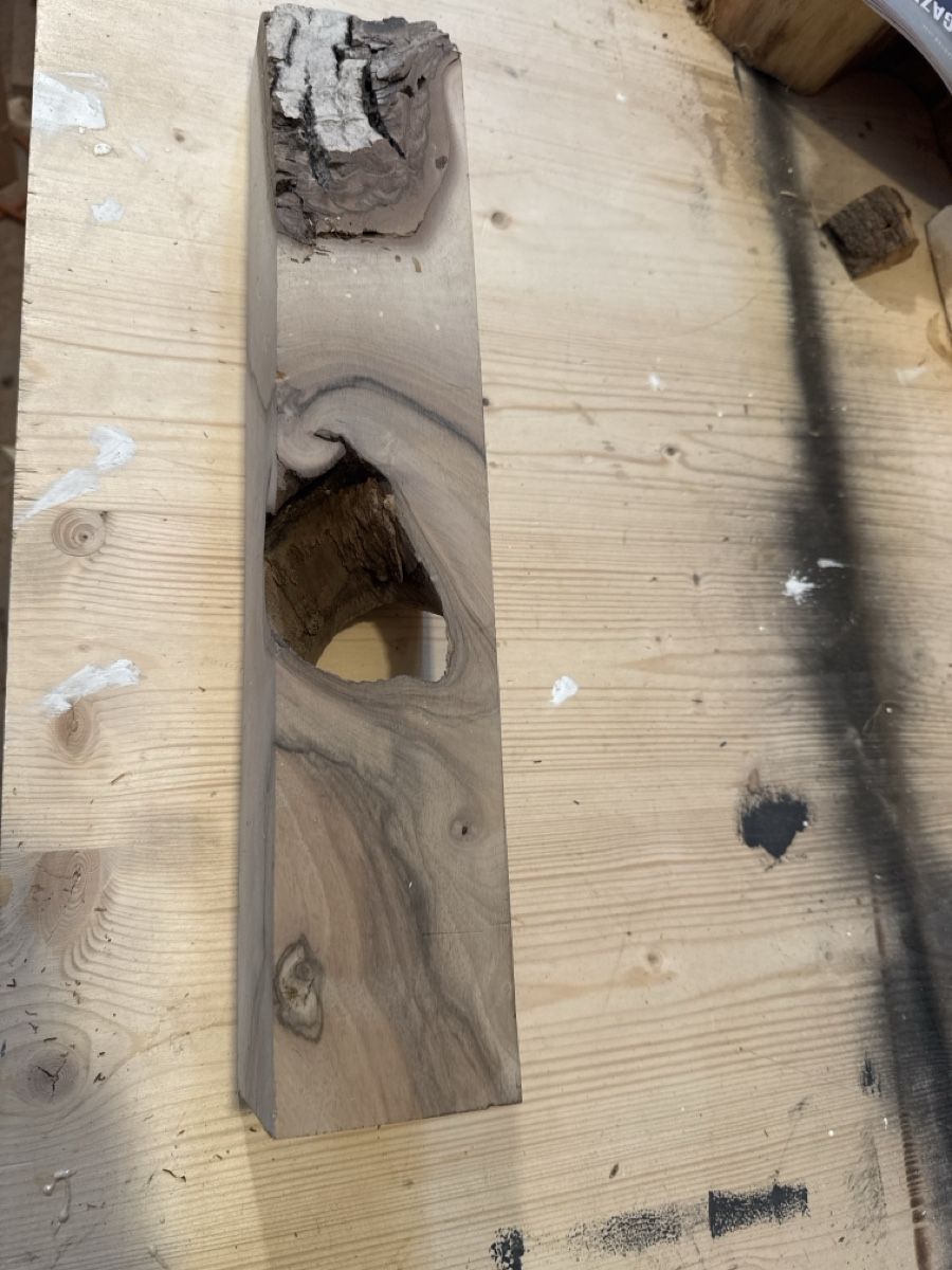 Articoli in legno: Nussbaum, drechseln etc – Usato da Brunnen venduto da Holz-style 2