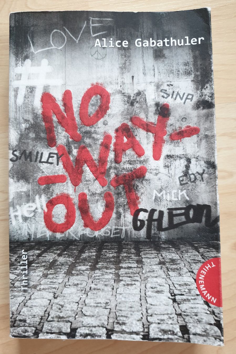 Libri: NO WAY OUT - ALICE GABATHULER – Usato da Jona venduto da Zauberstatt