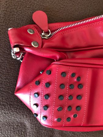 ITALIENISCHE LEDERTASCHE, ROT,UNIKAT,WEICHES LEDER,SPORTLICH