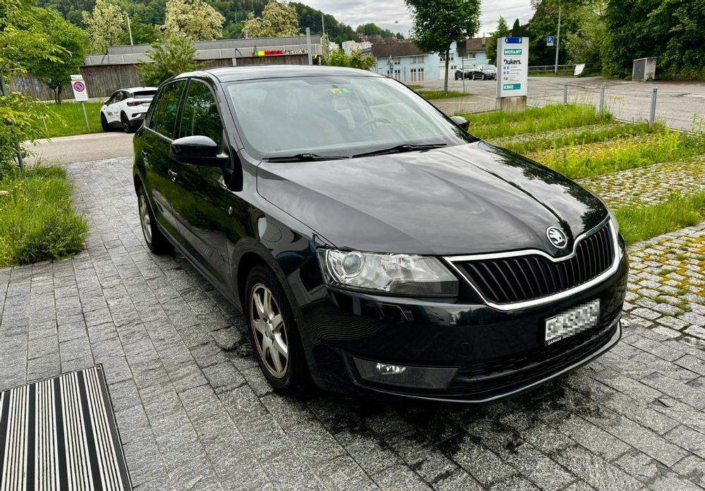 SKODA Rapid Spaceback 1.4 TSI (Sport Sitze, Panorama Dach)