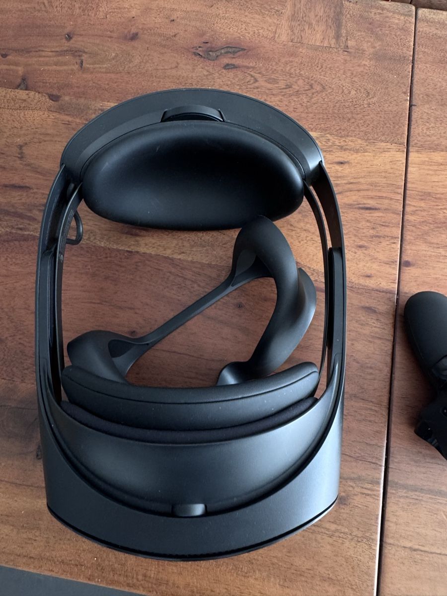 Meta Casque VR: Meta Quest Pro VR-Brille  inkl. Controller & Ladestation – Neuf (Voir description) à Reinach AG par ece_dnj7 1