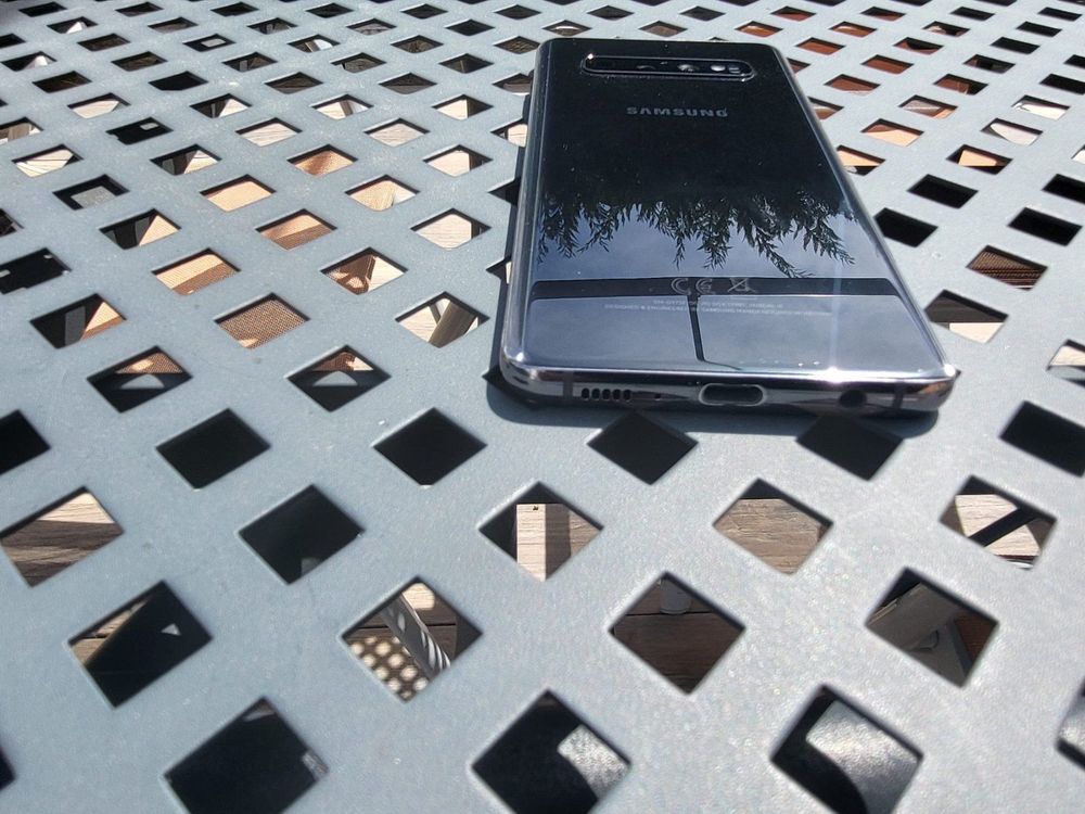 Natel Samsung S 10 Kaufen auf Ricardo