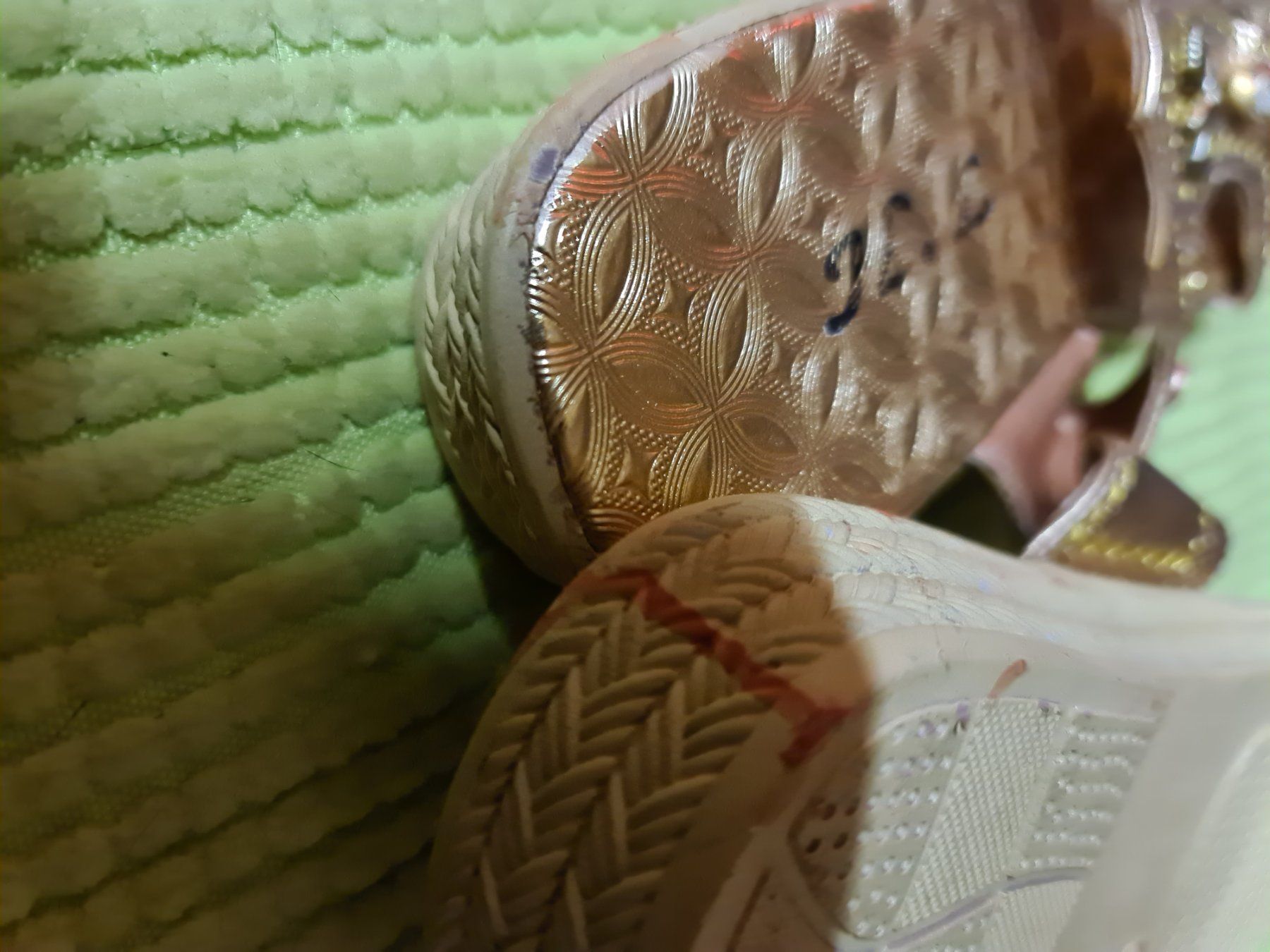 Damenschuhe: Flip Flops – Neu (gemäss Beschreibung) aus Bellerive VD von Hermes5 2